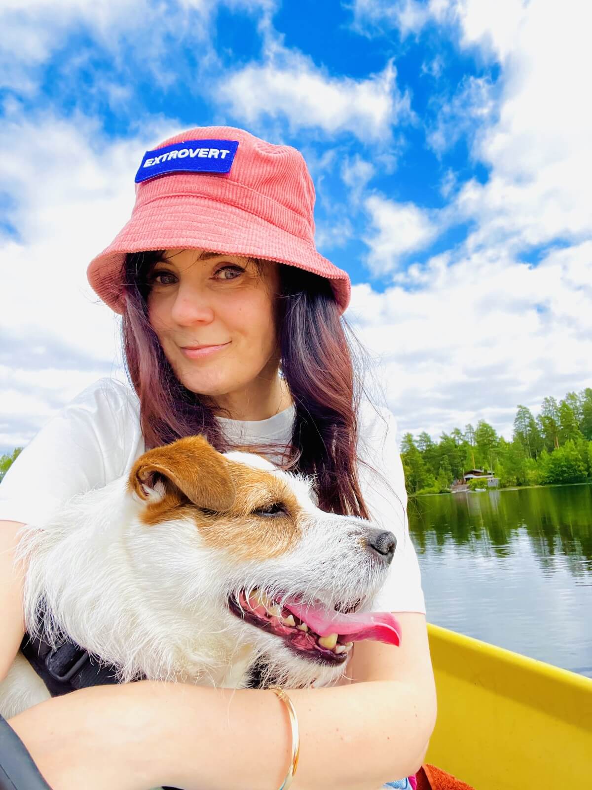 Marjo Rantanen mökkijärvellä